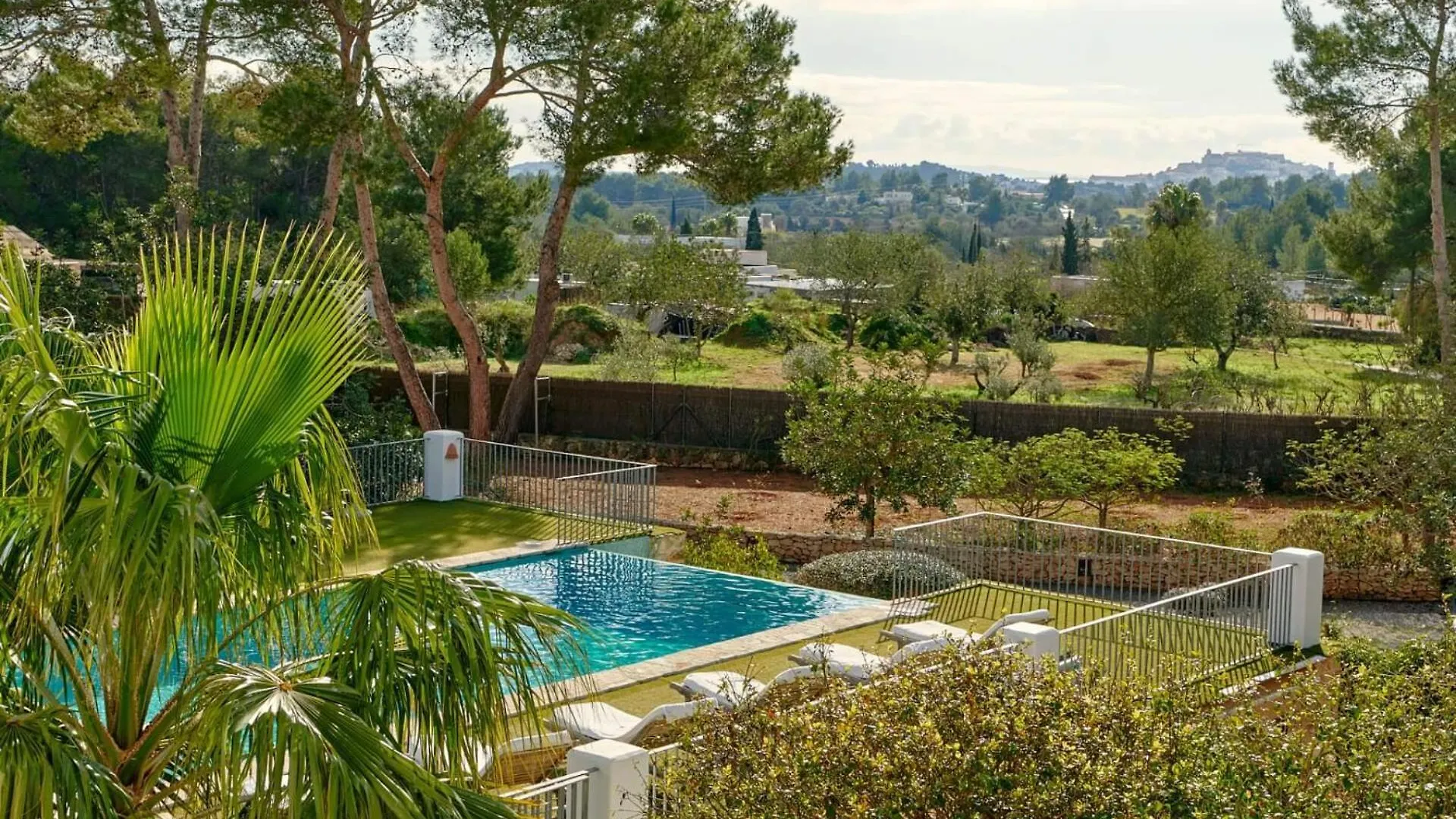 Villa Munt Blanc Ibiza Puig D'en Valls Hiszpania